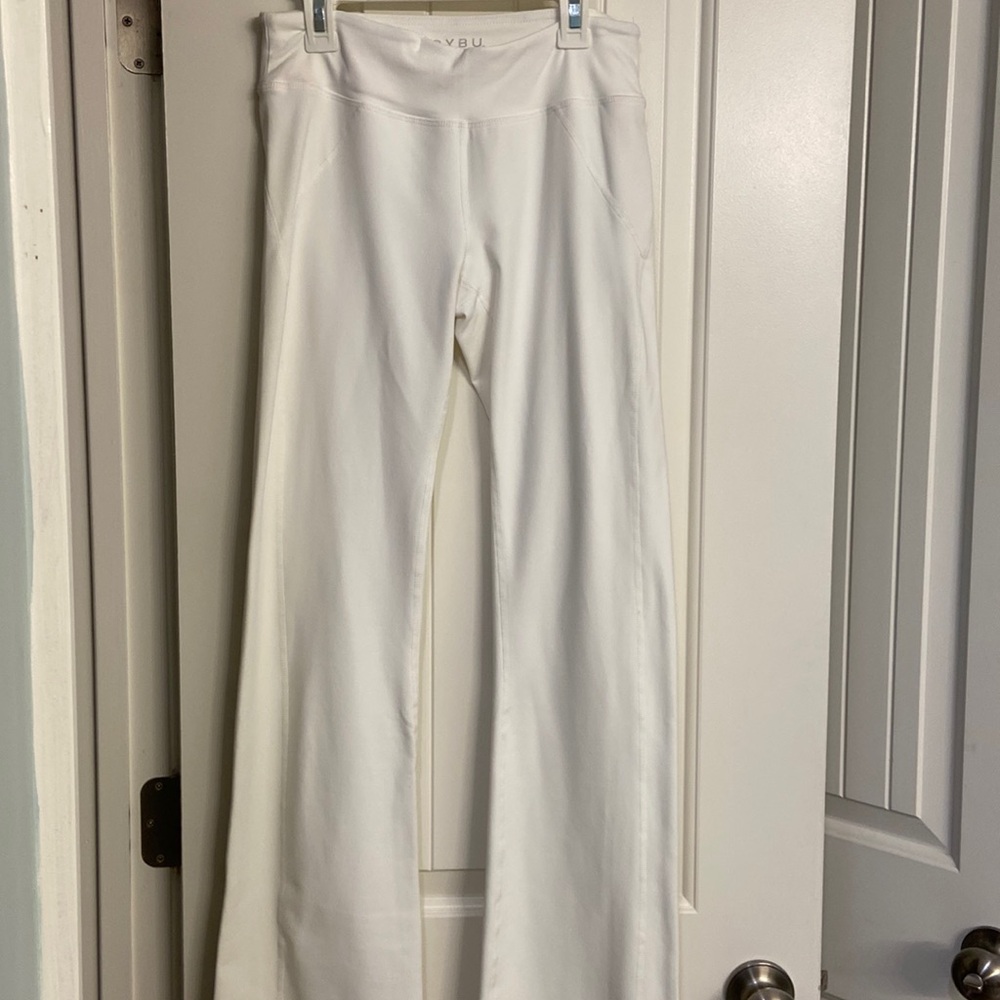 White Soybu yoga pants || size small